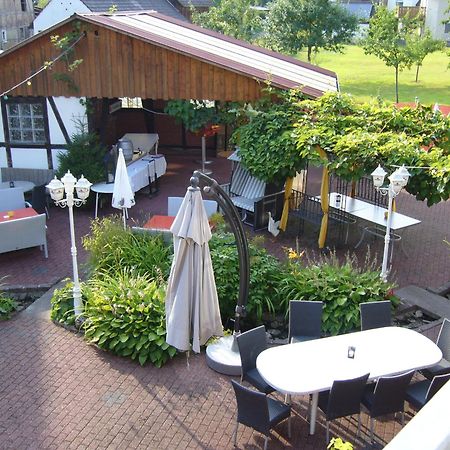 Pension Zur Harburg Uslar Exterior foto