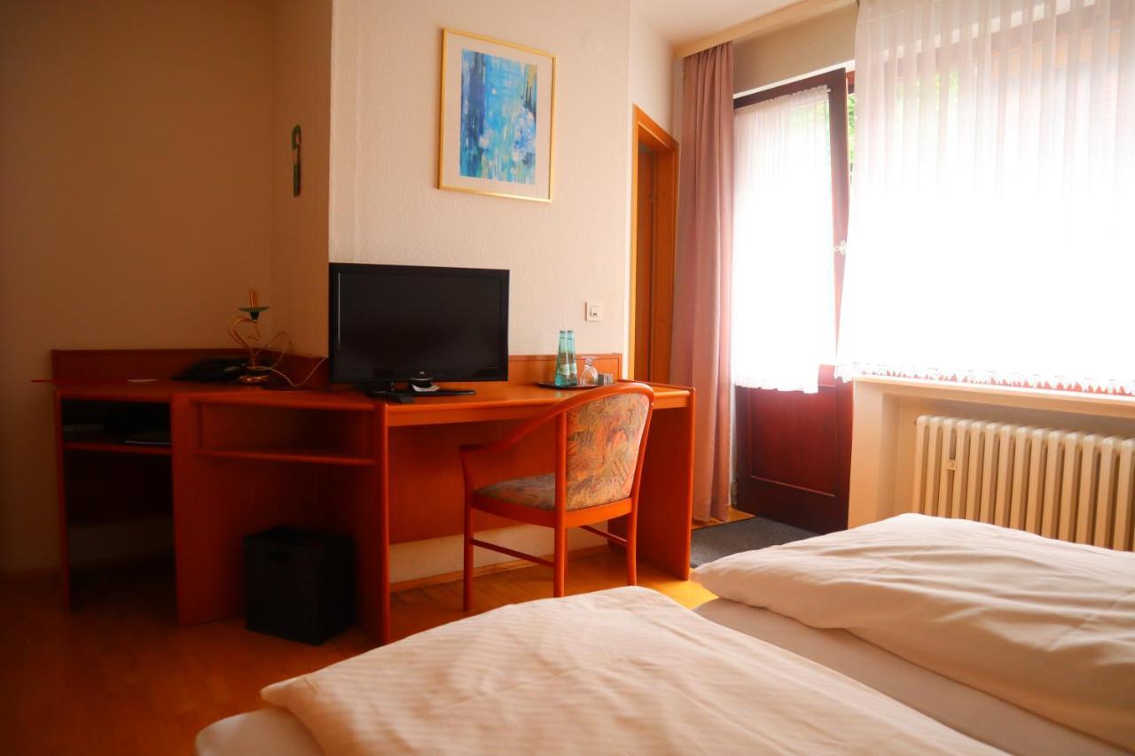 Pension Zur Harburg Uslar Exterior foto