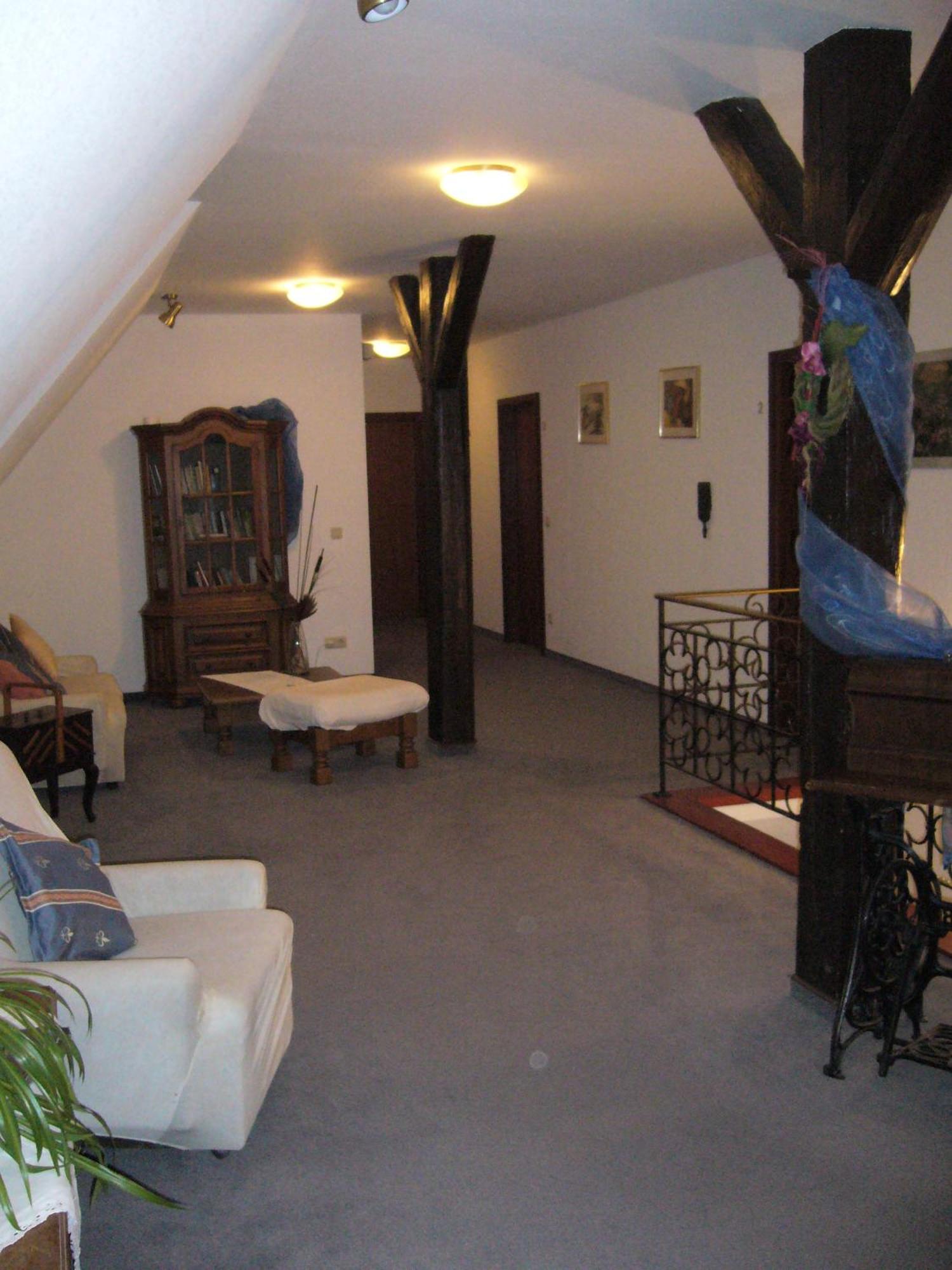 Pension Zur Harburg Uslar Exterior foto