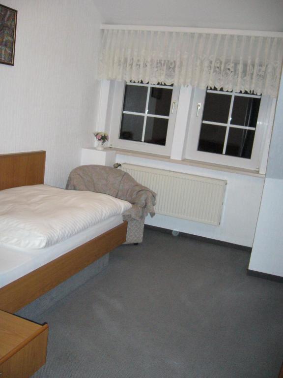 Pension Zur Harburg Uslar Quarto foto